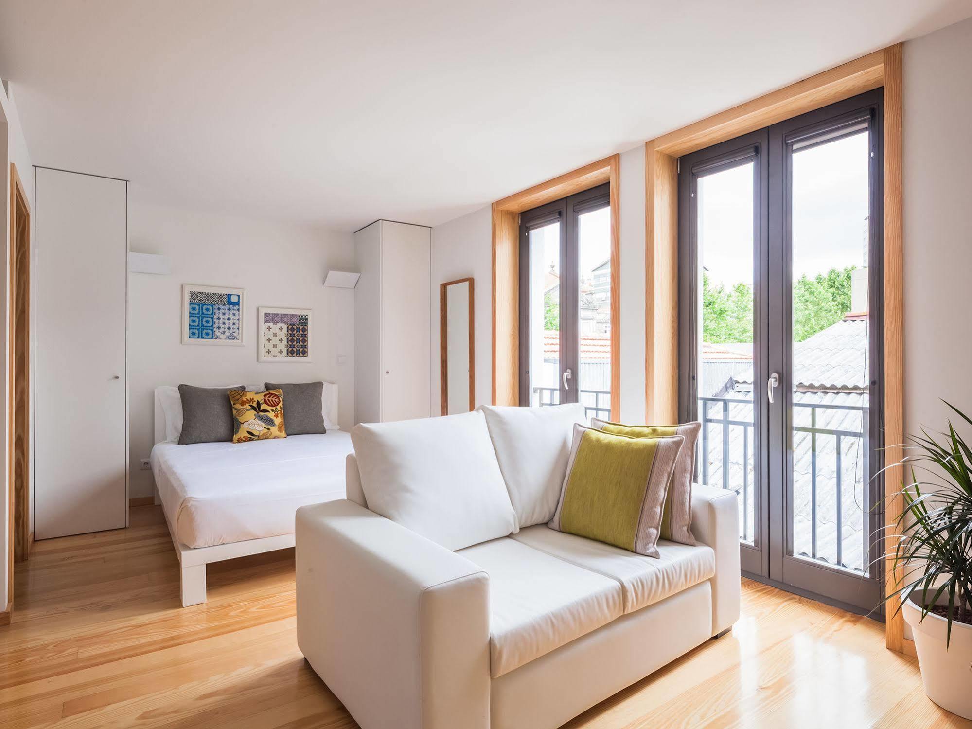 Insitu Trindade By Guestify Apartment Porto Exterior photo